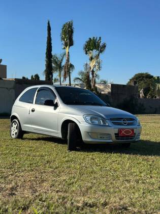CHEVROLET CELTA 1.0 MPFI LIFE 8V FLEX 2P MANUAL CHEVROLET CELTA 1.0 MPFI LIFE 8V FLEX 2P MANUAL
